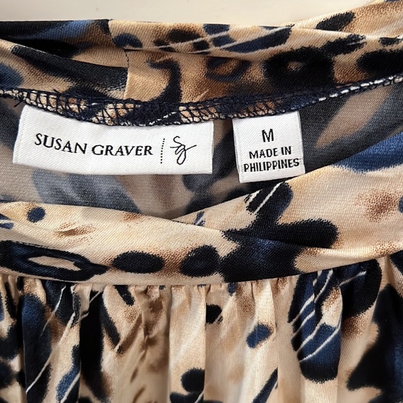 Susan Graver animal print tunic - Picture 2 of 4